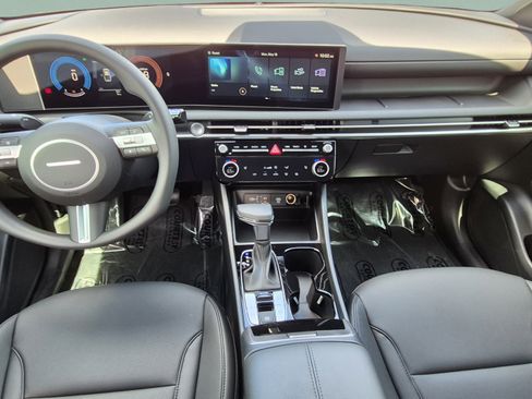 New 2026 Hyundai Santa Cruz SEL FWD image 13
