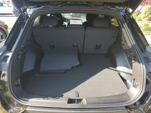 New 2026 Chevrolet Equinox EV LT image 8