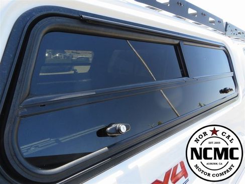 Used 2021 Toyota Tacoma TRD Sport image 32