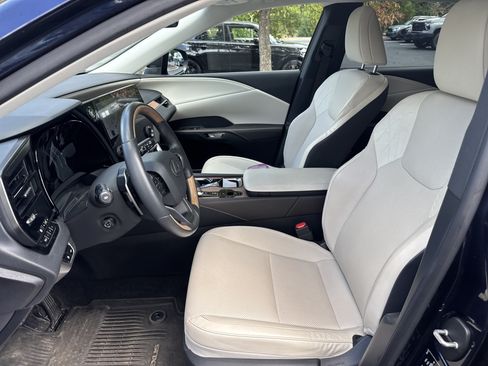 Used 2024 Lexus RX 350 Premium w/ Cold Area Package FWD image 7