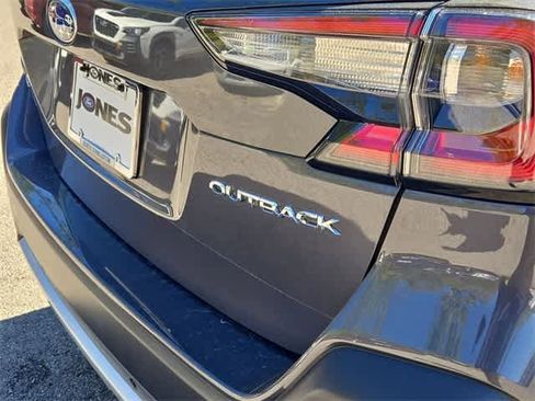 Certified 2023 Subaru Outback Limited image 12
