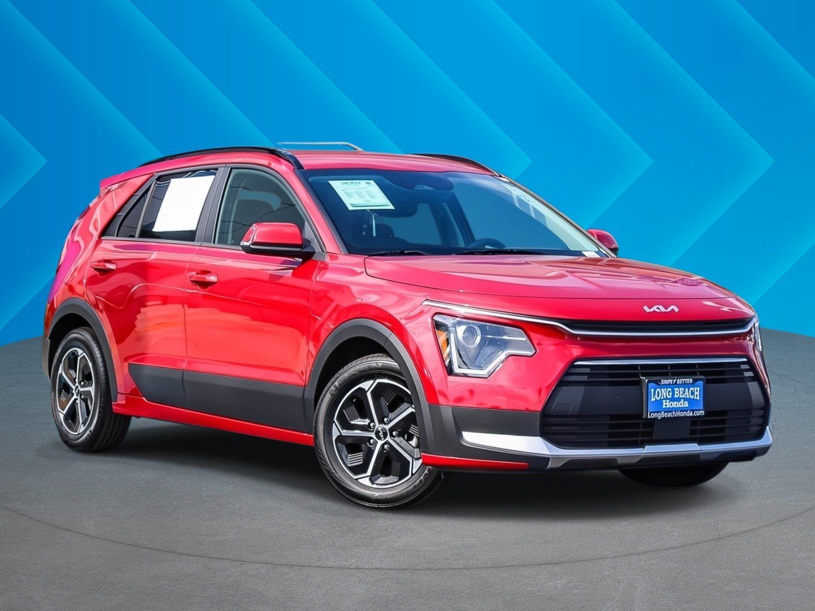 Used 2025 Kia Niro LX FWD image 1