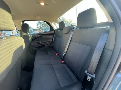 Used 2018 Ford Focus S image 14