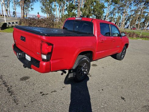 Used 2020 Toyota Tacoma SR5 image 7