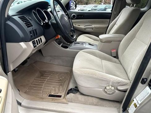 Used 2008 Toyota Tacoma PreRunner image 13
