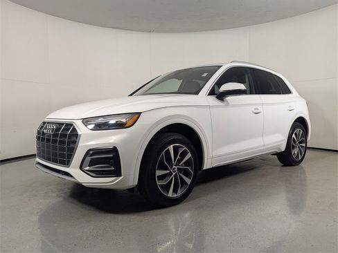 Used 2021 Audi Q5 2.0T Premium Plus w/ Premium Plus Package image 3