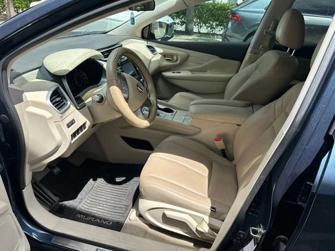 Used 2015 Nissan Murano S w/ Navigation Package FWD image 5
