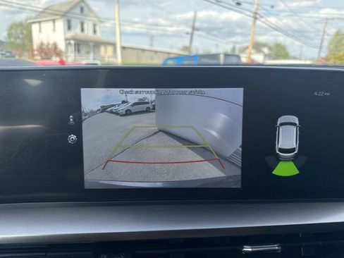 Used 2025 Kia Telluride S image 23