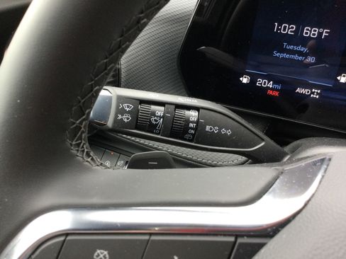 New 2026 Chevrolet Equinox LT w/ LPO, Floor Liner Package image 15