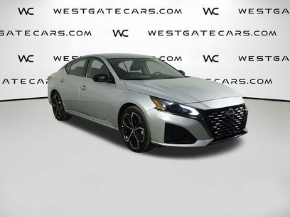 Used 2024 Nissan Altima 2.5 SR
