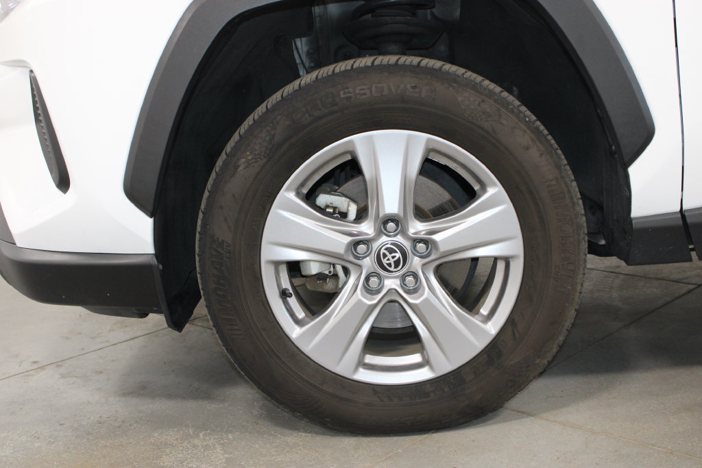 Used 2023 Toyota RAV4 XLE FWD image 56