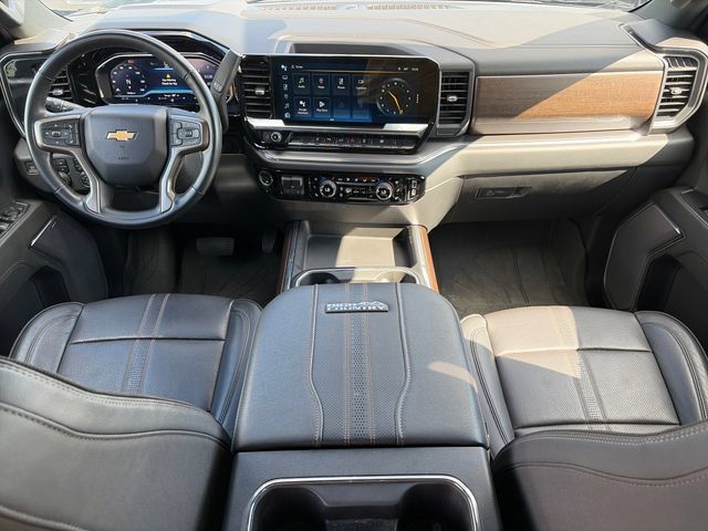 Used 2024 Chevrolet Silverado 2500 High Country w/ Technology Package AWD/4WD image 12