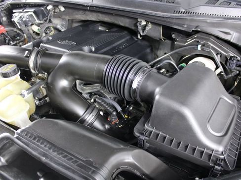 Used 2020 Ford F150 XLT image 14