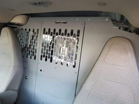 Used 2016 Chevrolet Express 3500 image 77