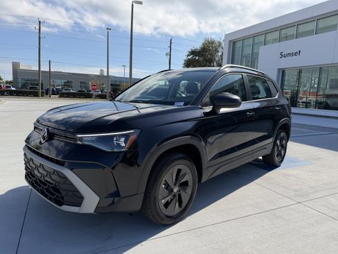 New 2026 Volkswagen Taos S image 7