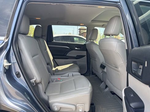 Used 2019 Toyota Highlander Limited AWD/4WD image 13