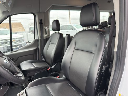 Used 2023 Ford Transit 350 XL image 13
