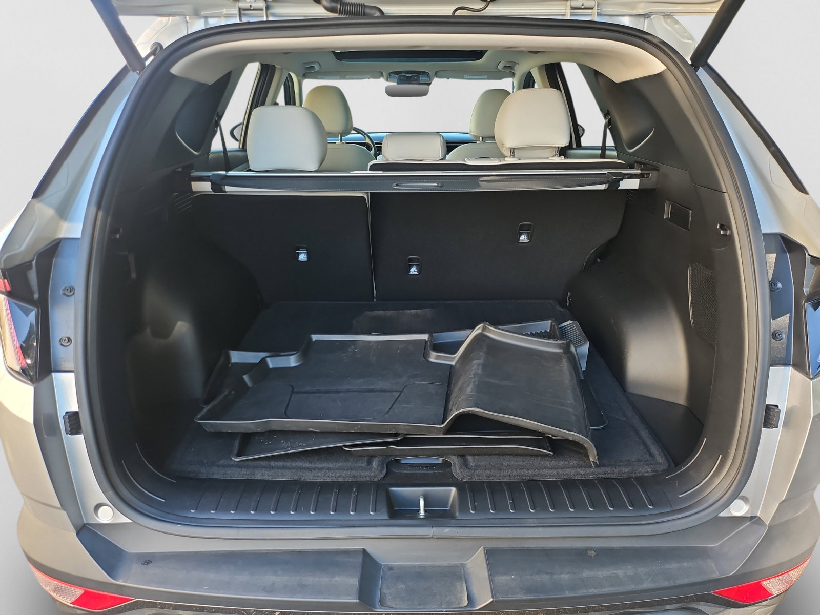 Used 2023 Hyundai Tucson Limited AWD/4WD image 19