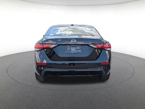 Used 2025 Nissan Sentra SV w/ SV Premium Package FWD image 6