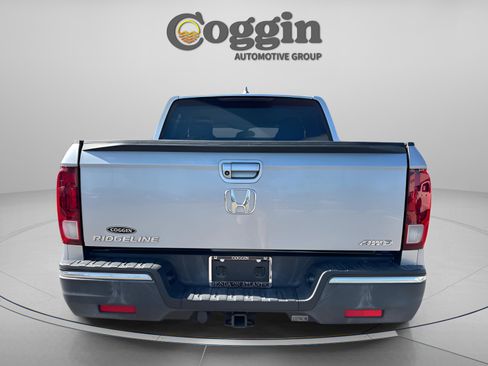 Certified 2018 Honda Ridgeline RTL image 4