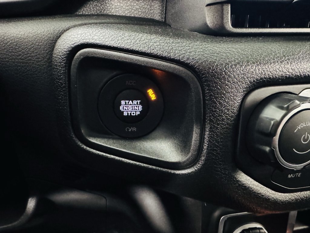 Used 2026 Jeep Wrangler Unlimited Sport AWD/4WD image 13