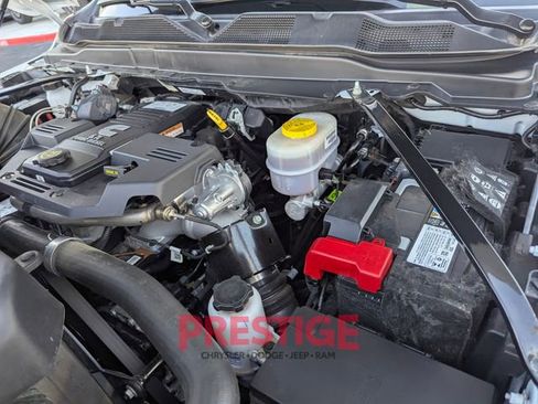 Used 2024 RAM 3500 Big Horn image 32