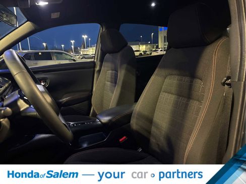 Used 2024 Honda HR-V Sport image 16