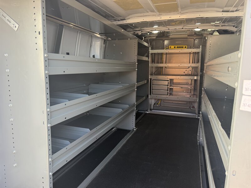 Used 2024 Ford Transit 250 Low Roof w/ Fleet Fuel Economy Package RWD image 8