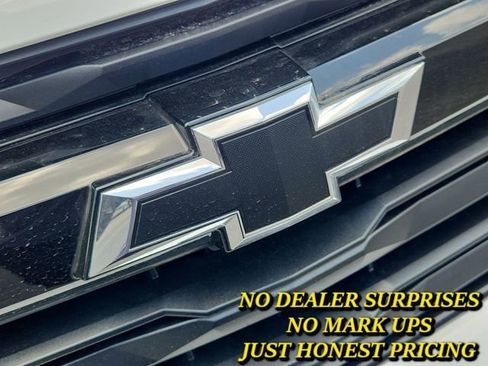New 2025 Chevrolet Colorado Z71 w/ Z71 Convenience Package 2 AWD/4WD image 30