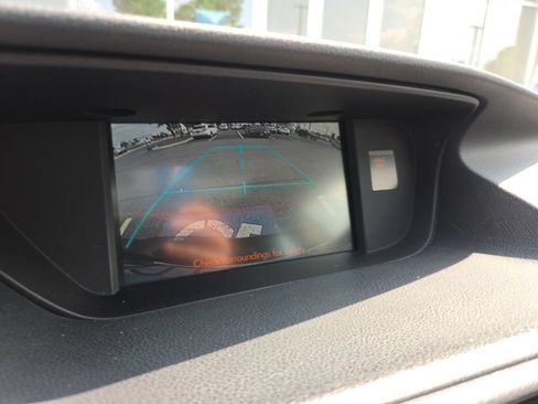 Used 2014 Lexus ES 350 w/ Luxury Package FWD image 9