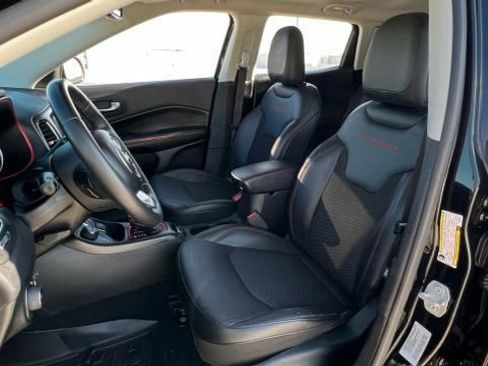 Used 2017 Jeep Compass Trailhawk w/ Navigation Group image 26