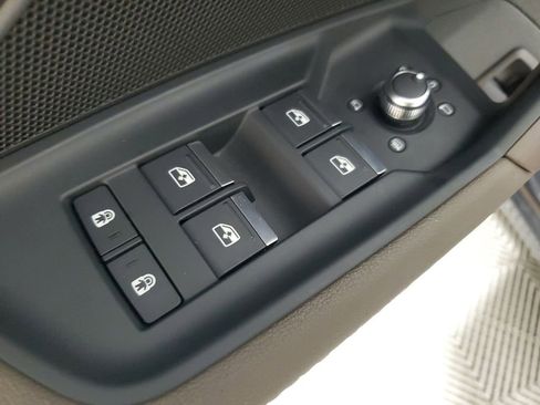 Used 2024 Audi A3 2.0T Premium w/ Convenience Package image 18