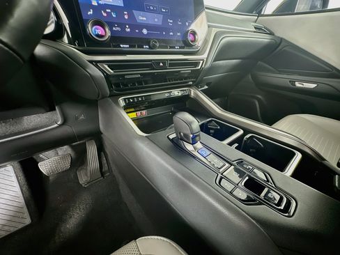 Used 2025 Lexus TX 350 AWD w/ Technology Package image 24