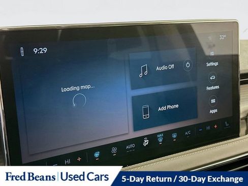 Used 2023 Lincoln Corsair AWD w/ Equipment Group 101A image 17