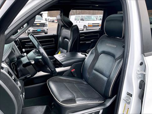 Used 2023 RAM 1500 Laramie image 10