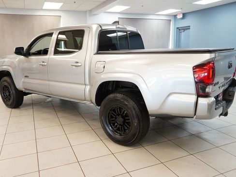 Used 2023 Toyota Tacoma SR AWD/4WD image 7