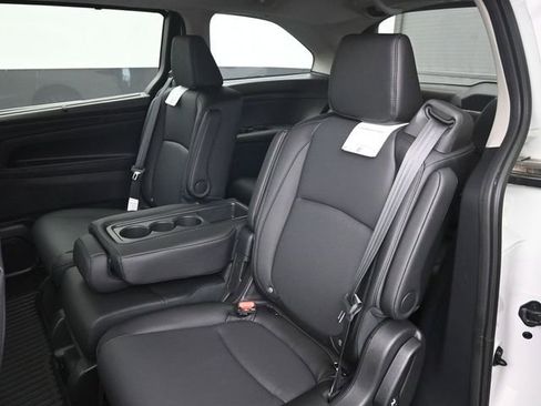 New 2026 Honda Odyssey EX-L image 28