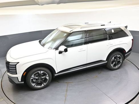 Used 2026 Hyundai Palisade Limited AWD/4WD image 47