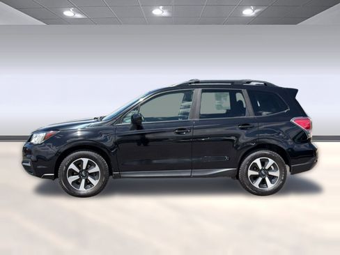 Used 2018 Subaru Forester 2.5i Premium AWD/4WD image 2