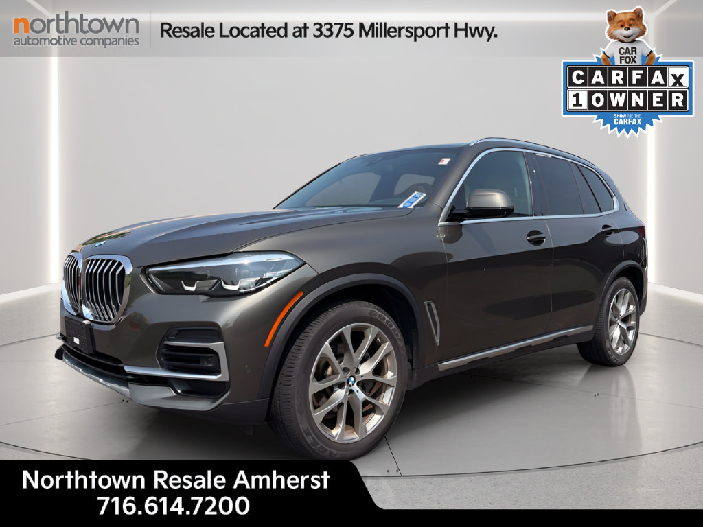 Used 2023 BMW X5 xDrive40i w/ Premium Package AWD/4WD image 1