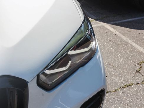 Used 2023 BMW X5 xDrive40i w/ M Sport Package image 10