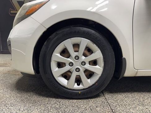 Used 2015 Kia Rio LX image 4