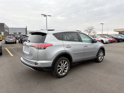 Used 2016 Toyota RAV4 Limited image 13