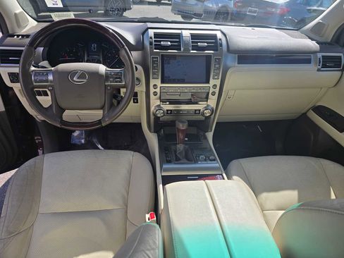 Used 2018 Lexus GX 460 Premium AWD/4WD image 19