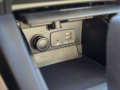 Used 2019 Subaru Outback 3.6R Limited image 34