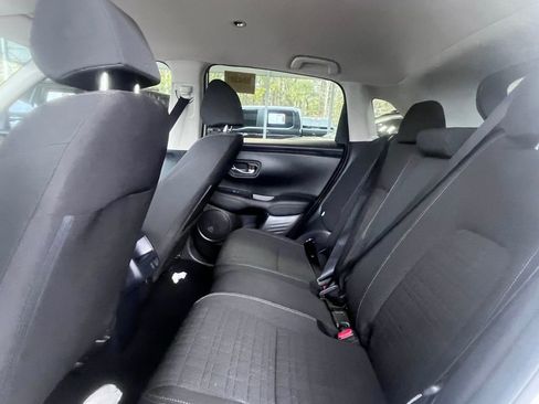 Used 2024 Honda HR-V LX image 5