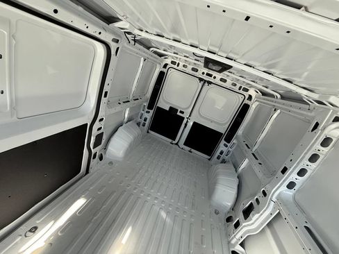 New 2026 RAM ProMaster 1500 w/ Convenience Group FWD image 24