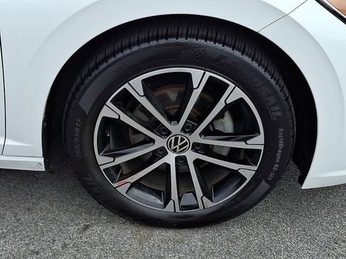 Used 2023 Volkswagen Jetta Sport FWD image 8