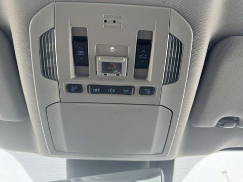 Used 2021 Toyota Highlander Platinum image 19