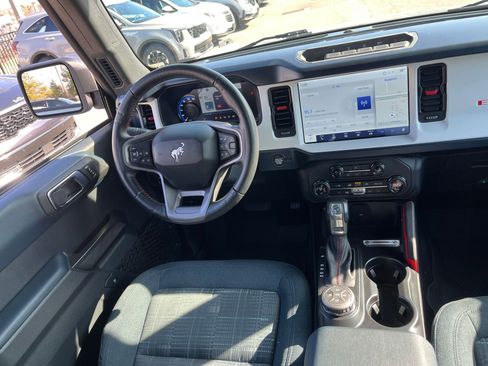 Used 2024 Ford Bronco Heritage Edition image 14